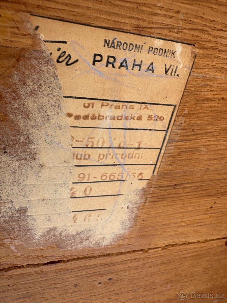 Retro jídelní sestava Interiér Praha - 2