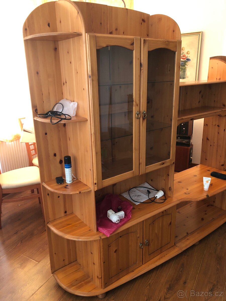 Stěna z borovice masiv - prosklená - 2