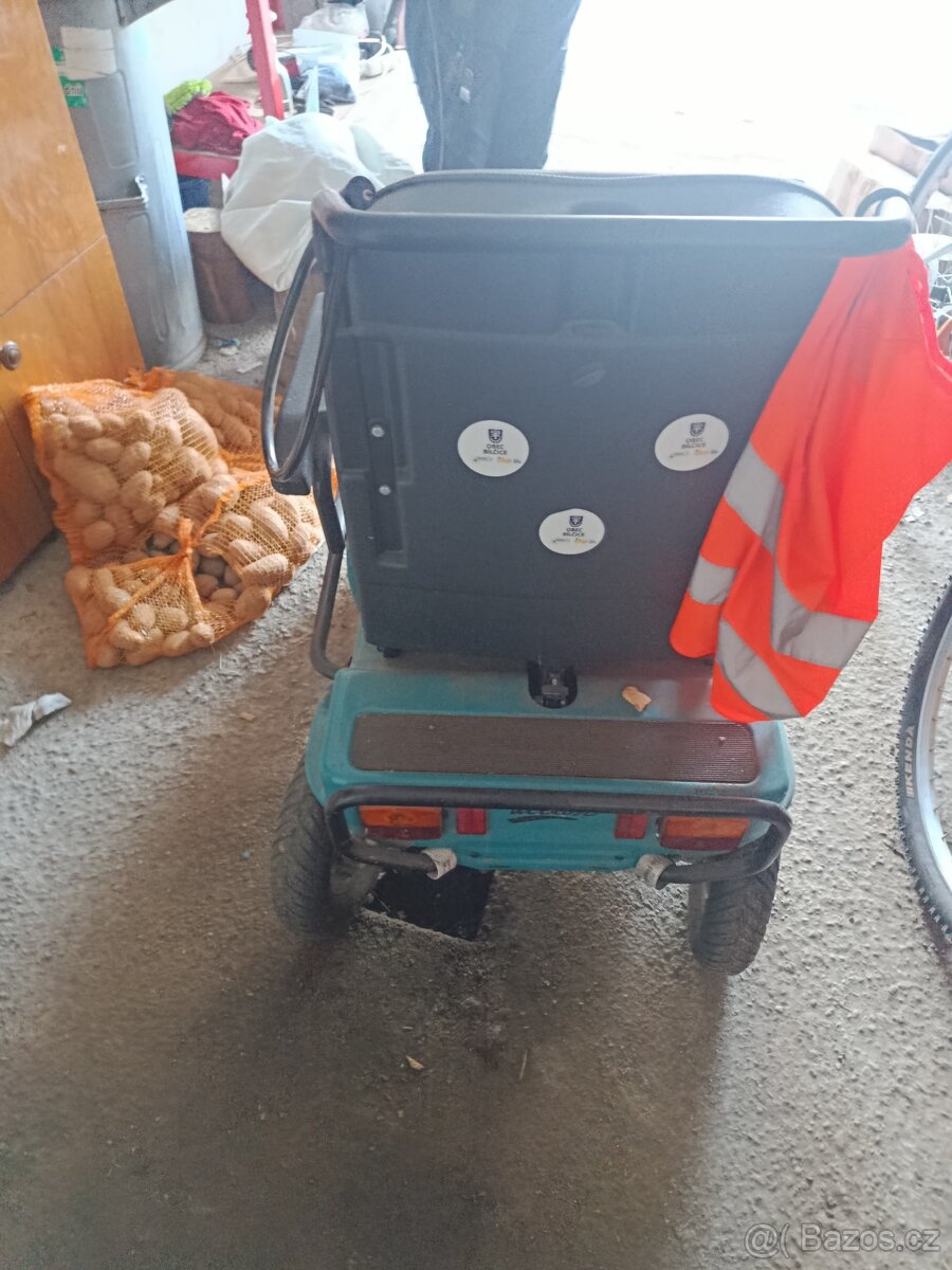 Elektrický invalidní vozík - 2