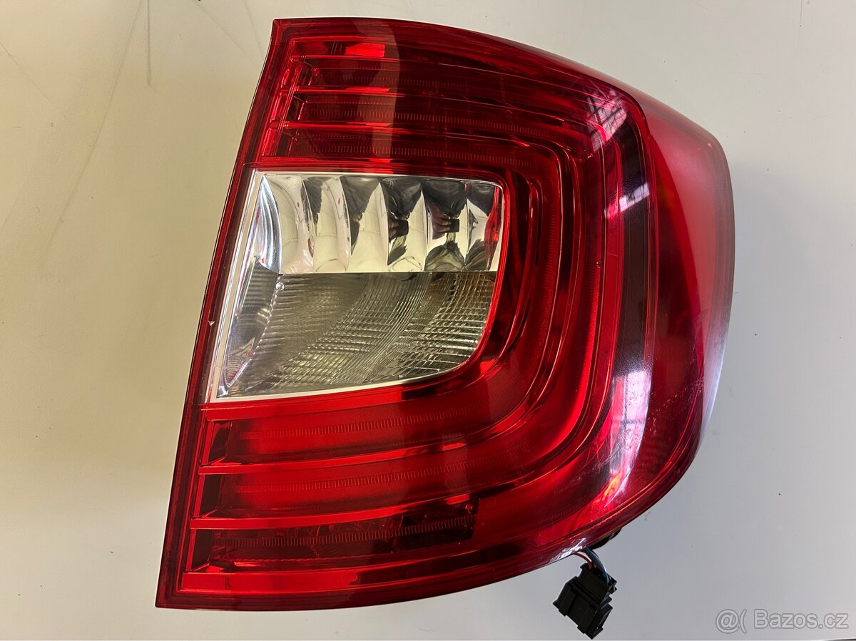 Š. Superb II 2 combi Facelift - PZ led dvětlo / 3T9945096A - 2