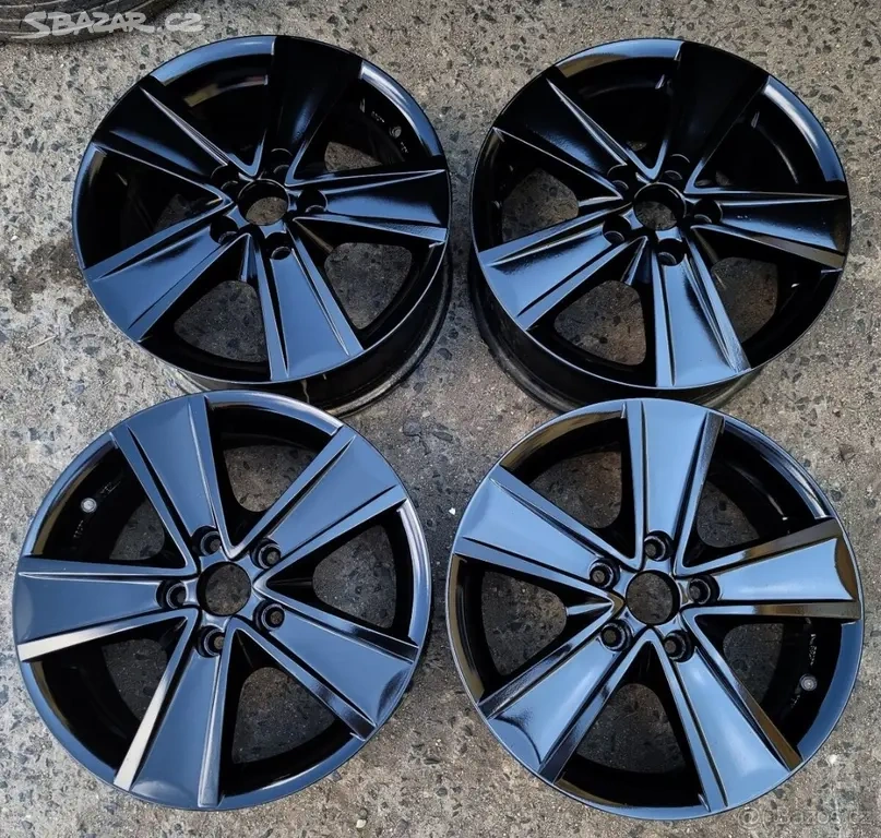 Použité alukola 7J17 5X120 Volkswagen T5 T6 Amarok