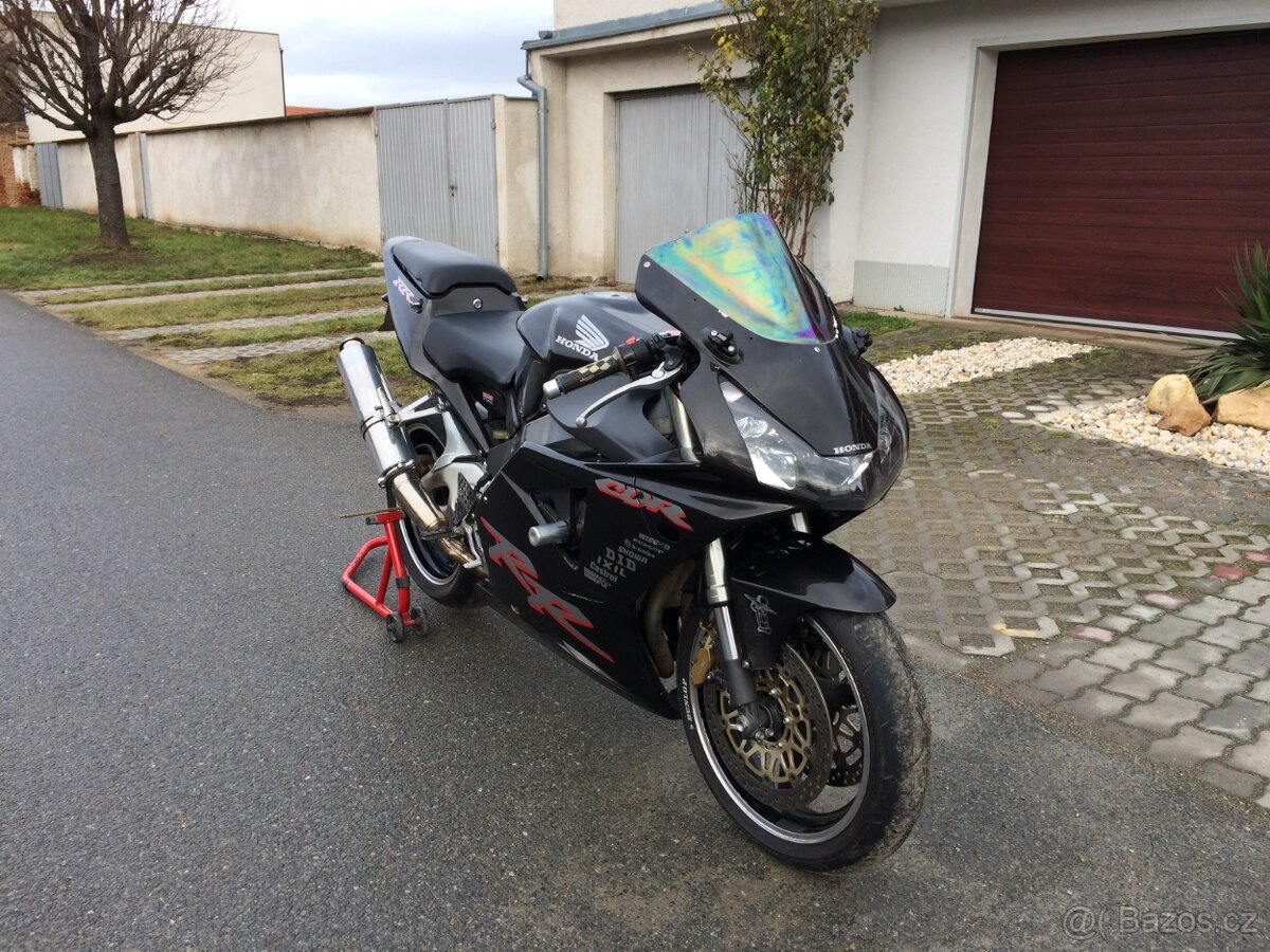 Rozprodam na nahradni dily honda CBR 954RR 02-03 - 2