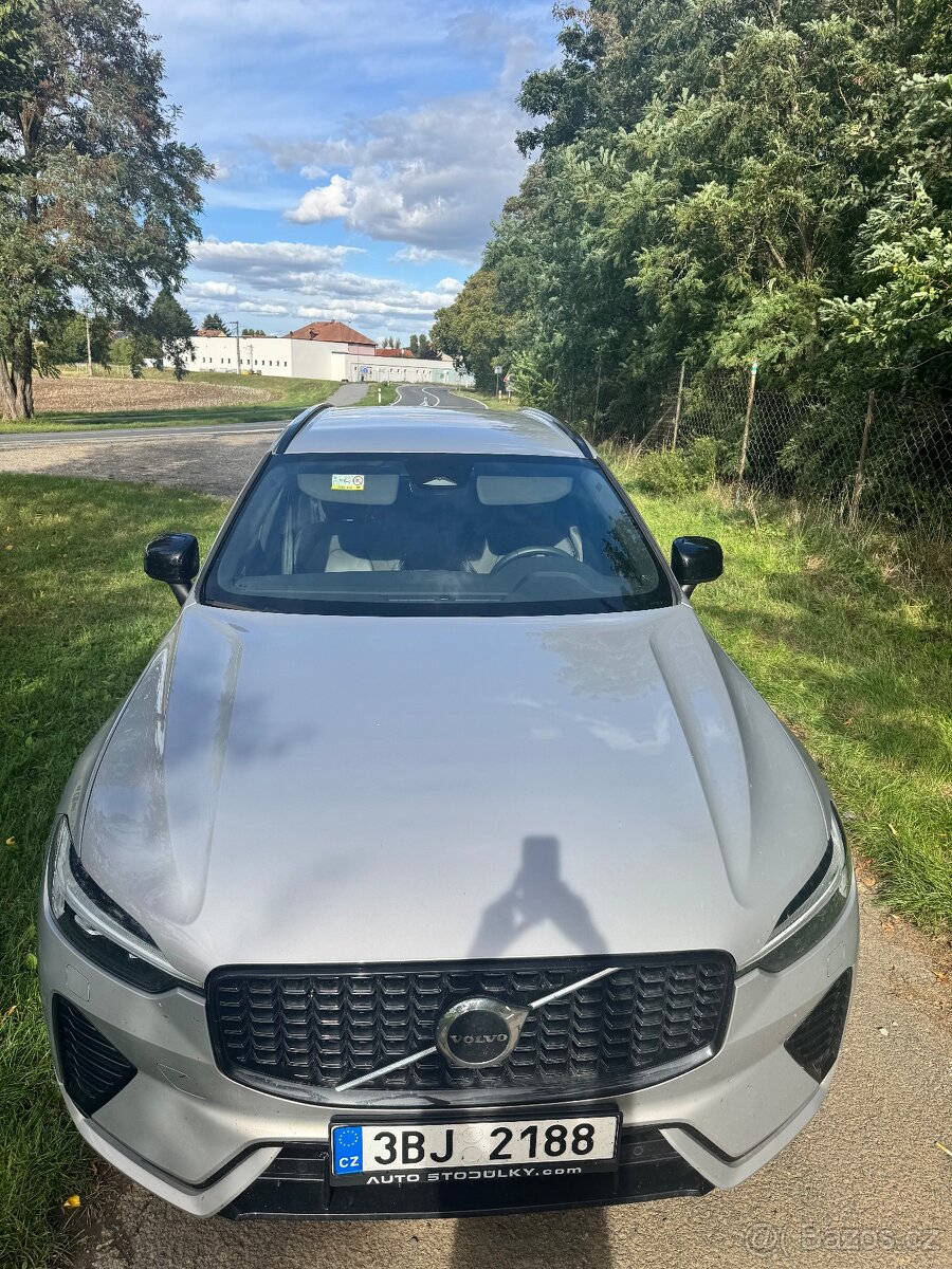 Volvo XC60, VOLVO XC60 B4 D PLUS DARK - 2