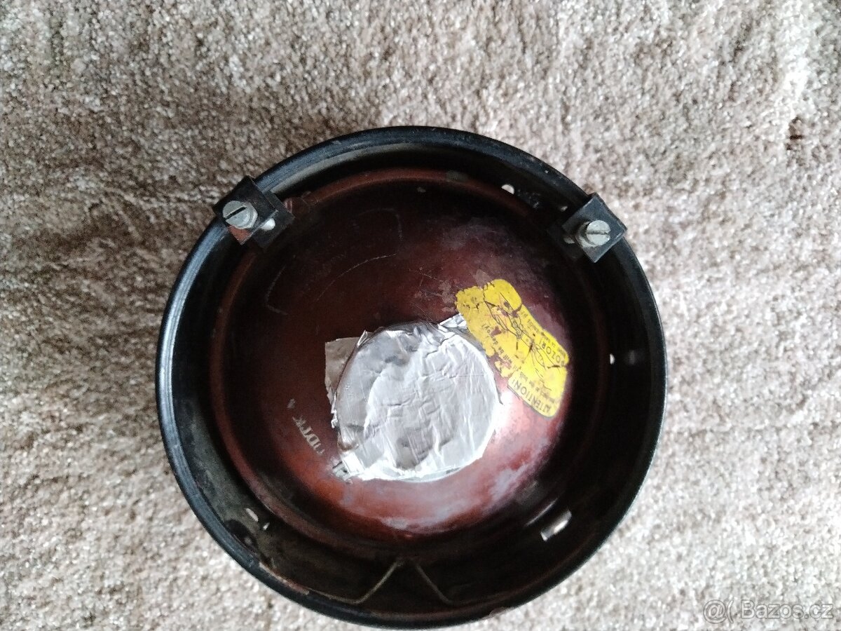 Pomocný světlomet Š110R - 2