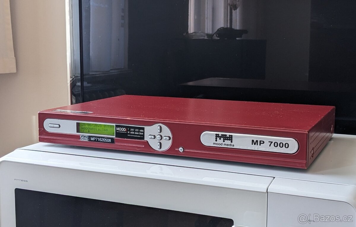 mood media MP7000 - 2