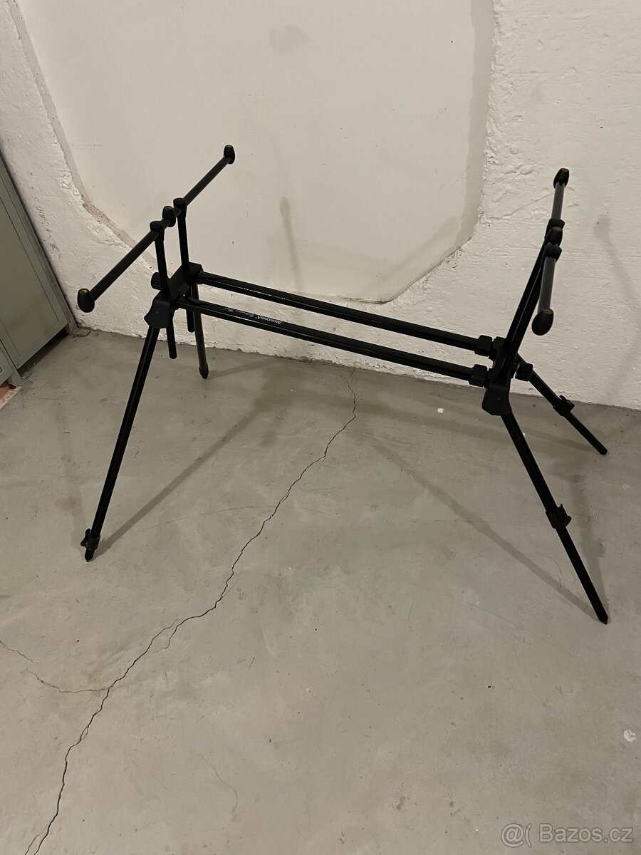 Stojan na pruty - 2
