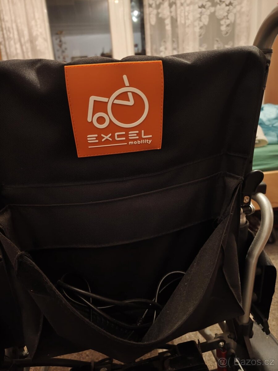 Invalidní elektrický vozík - 2