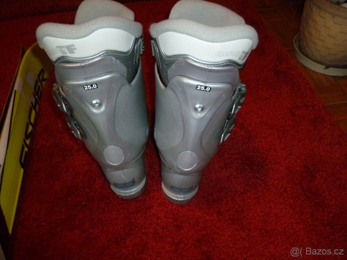 PRODÁM PĚKNÉ LYŽÁKY SALOMON - 2