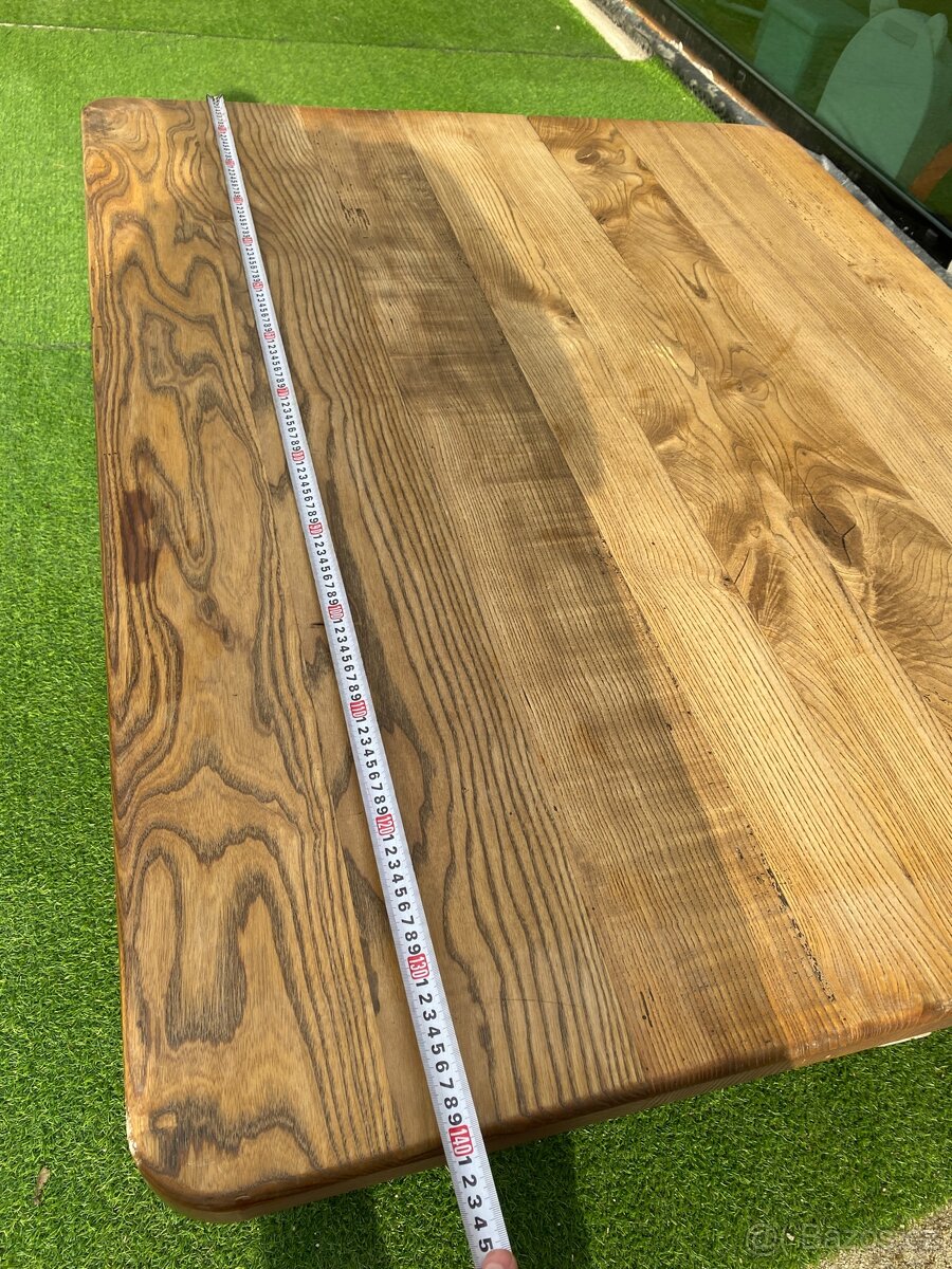 Masivní stůl jasan - 2