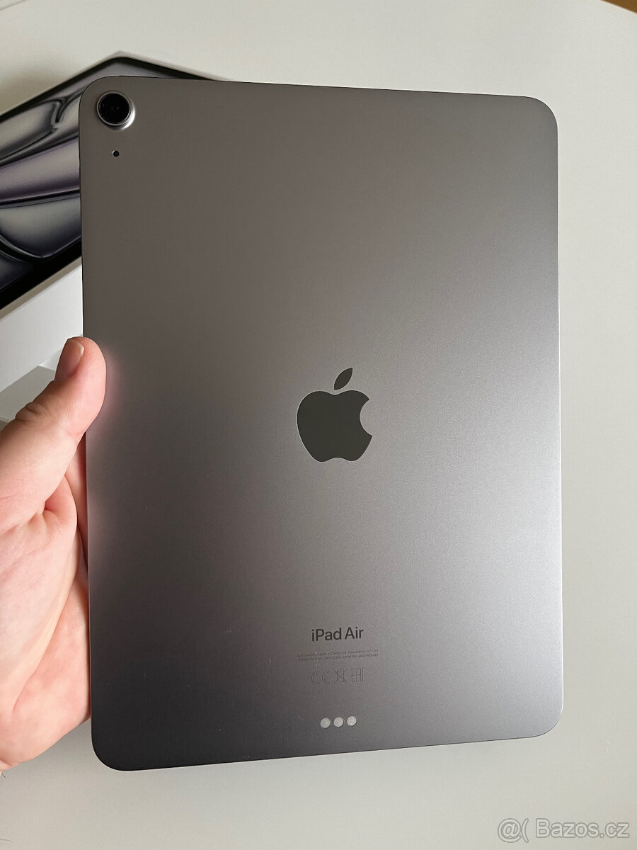 Apple iPad Air 11' M2 128GB v záruce - 2