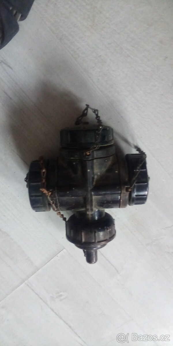 Rozdvojka armádní vodotěsná bakelitová - 2