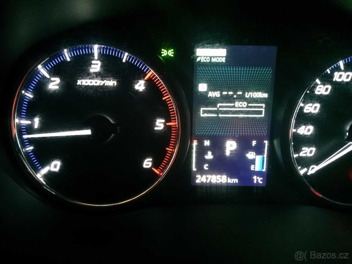 Prodám Mitsubishi Outlander - 2