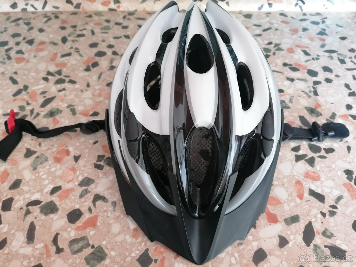 Dětská cyklistická přilba - 2