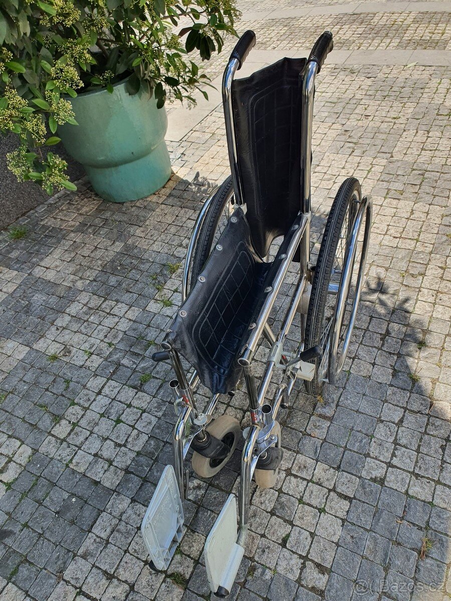 invalidní vozík, levný - 2