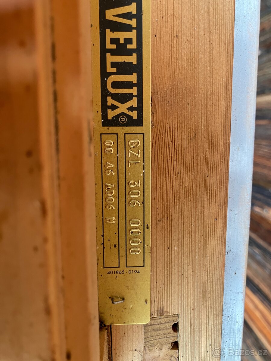 Střešní okno Velux - 2