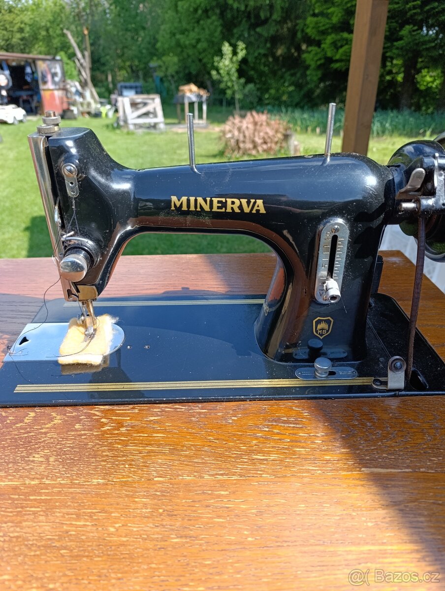Šicí stroj Minerva - 2