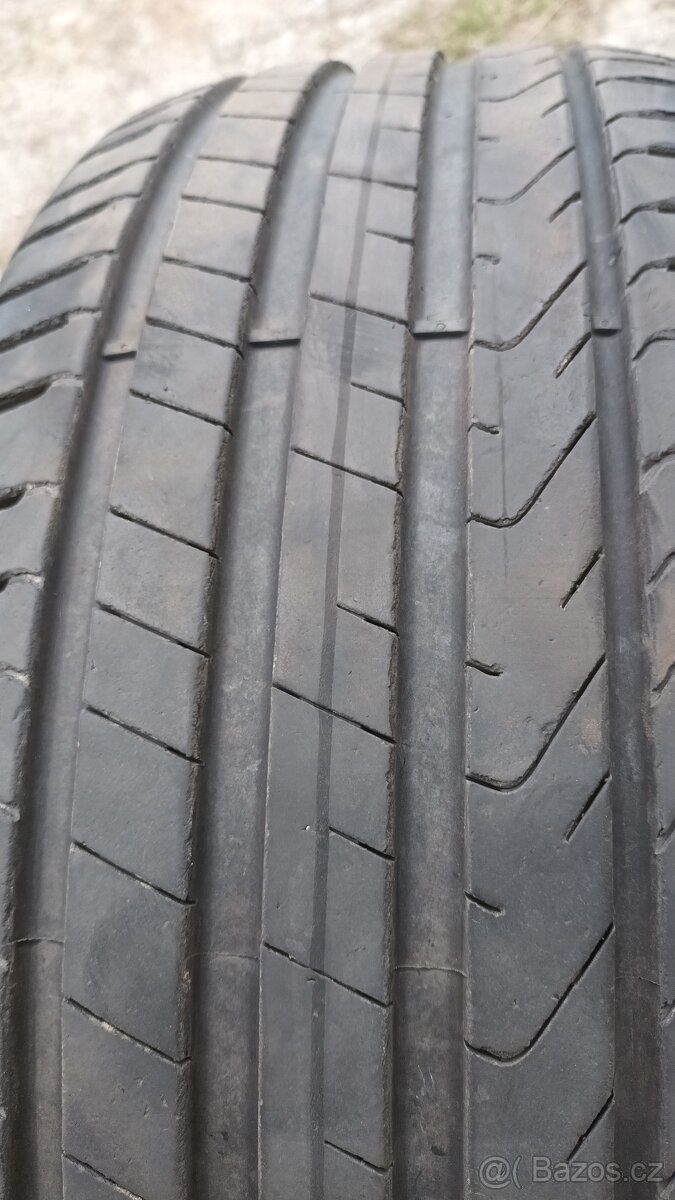 Letní pneu 255/45 R19 PIRELLI SCORPION - 2