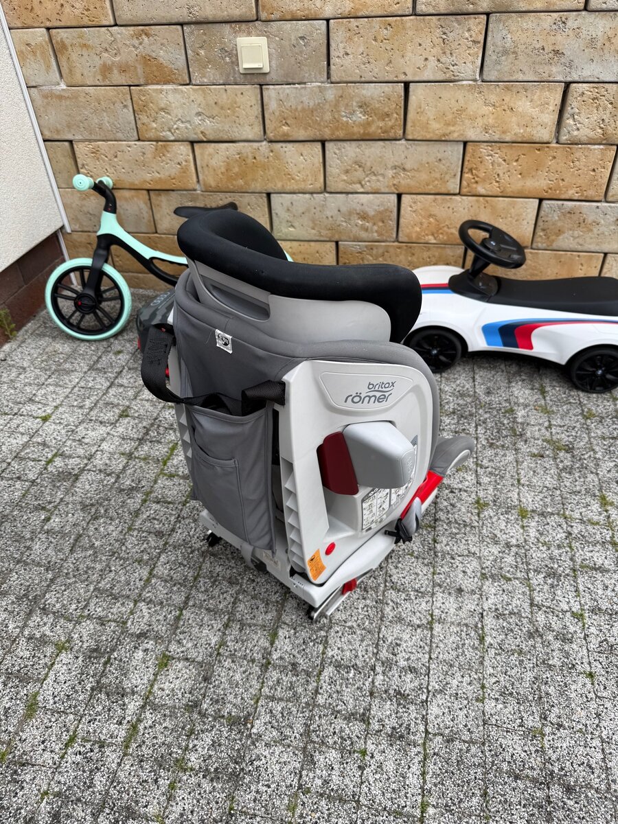 Britax Römer Advansafix II - 2