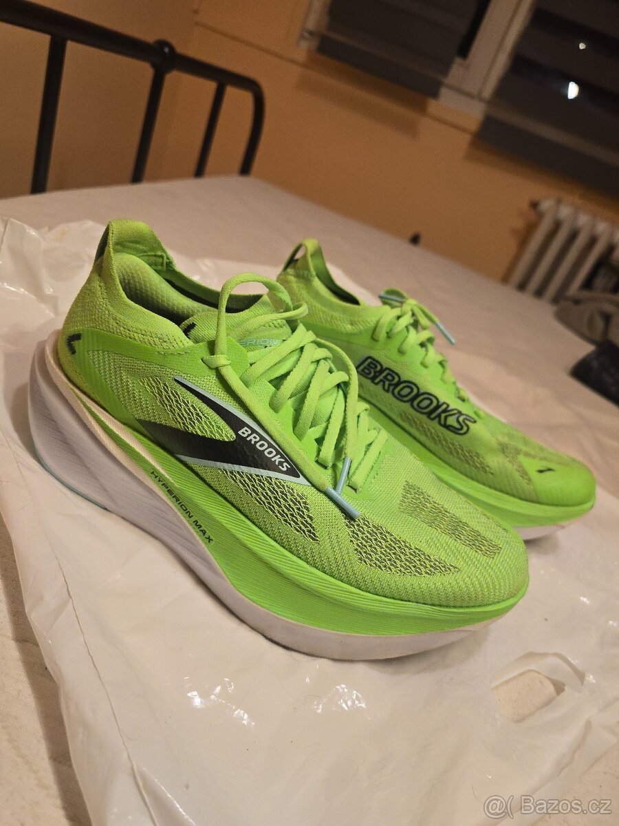 Běžecké boty Brooks Hyperion Max 3 - 2