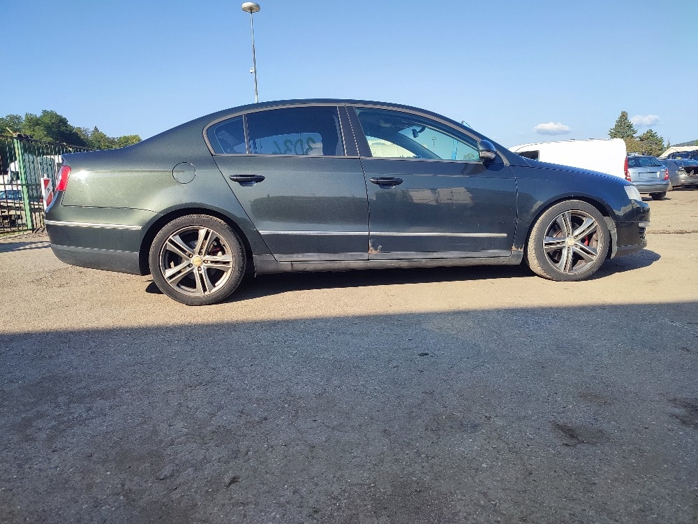 VW Passat č. 3036 - 2