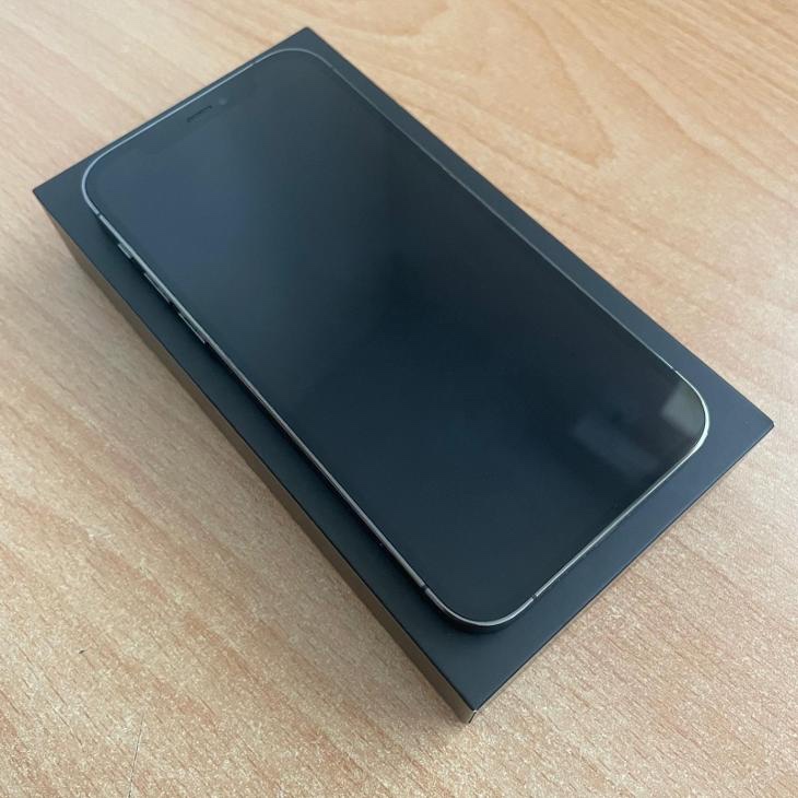 IPhone 12 PRO 256GB - 97 procent baterie - 2