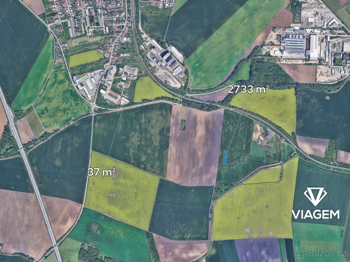 Pole 2 770 m², Podíl 50 % o výměře 1 385 m² - 2