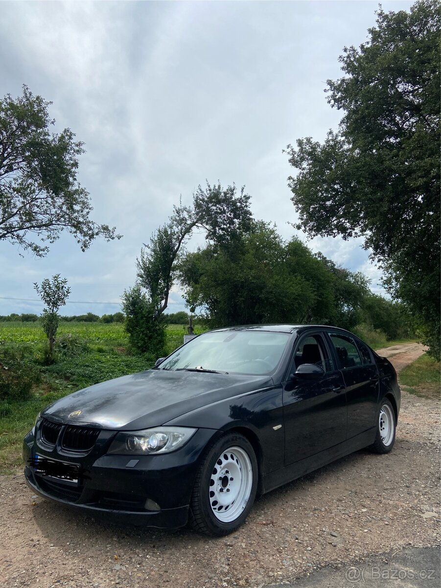 Bmw e90 318D M47 - 2