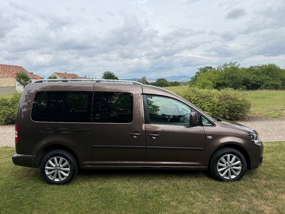 Vw Caddy Maxi 2.0tdi 7Míst,Highline,Alu,Park.Asistent - 2