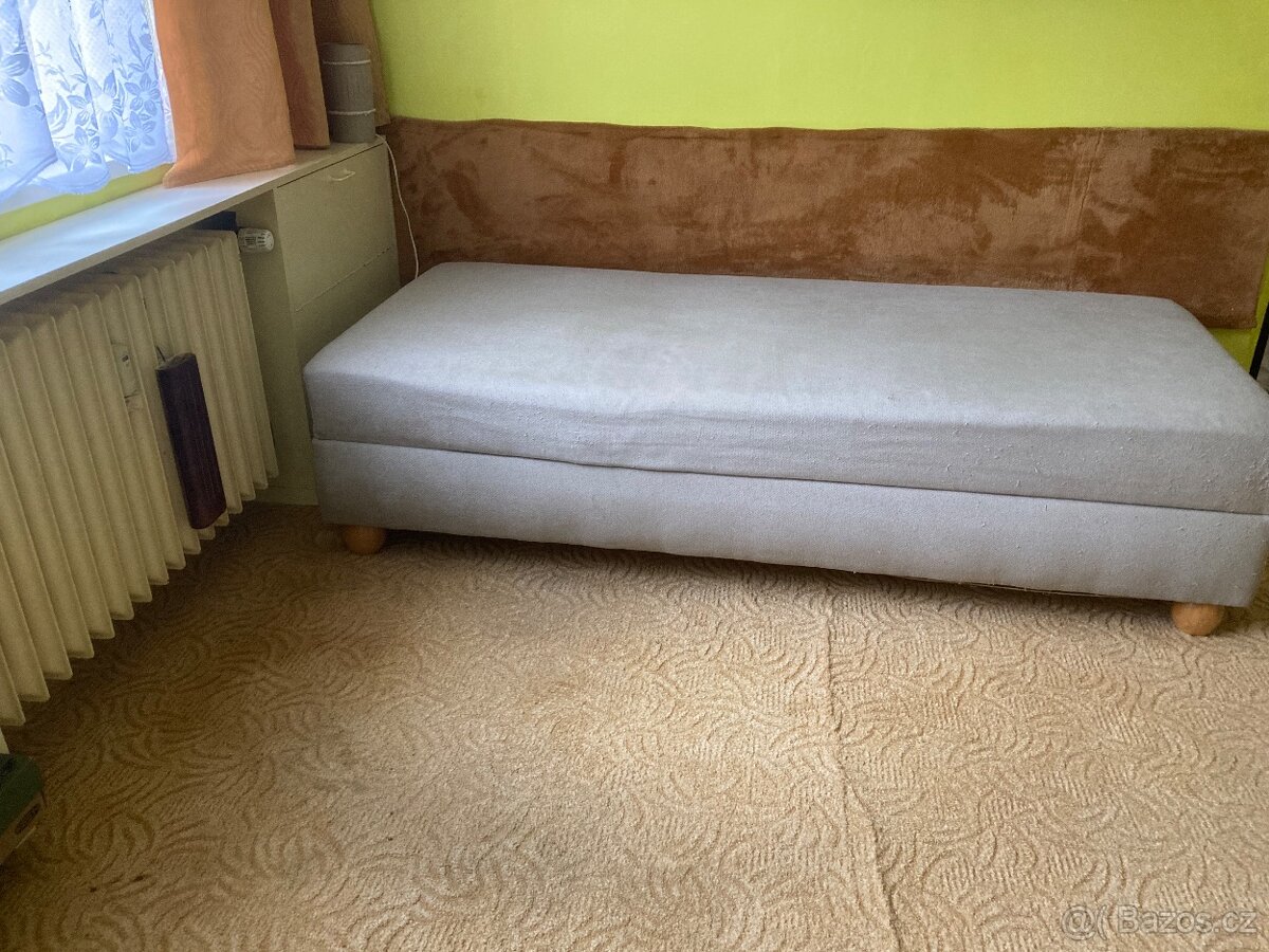 Válenda s úložným prostorem - 2