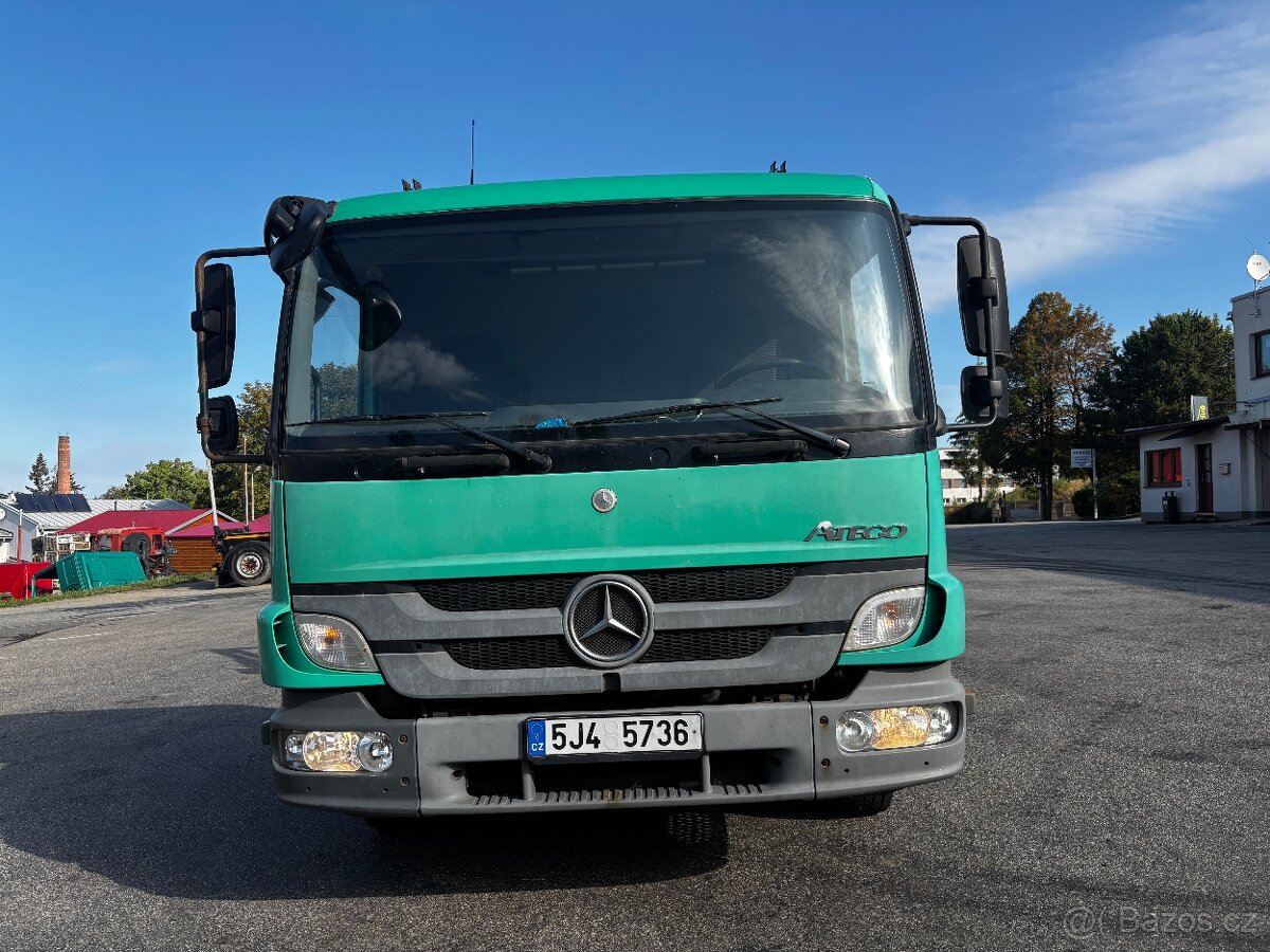 Nosič kontejnerů Mercedes 9t - 2