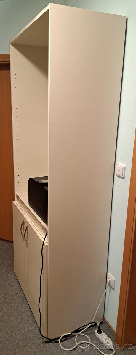 Skříňka - komoda - 2