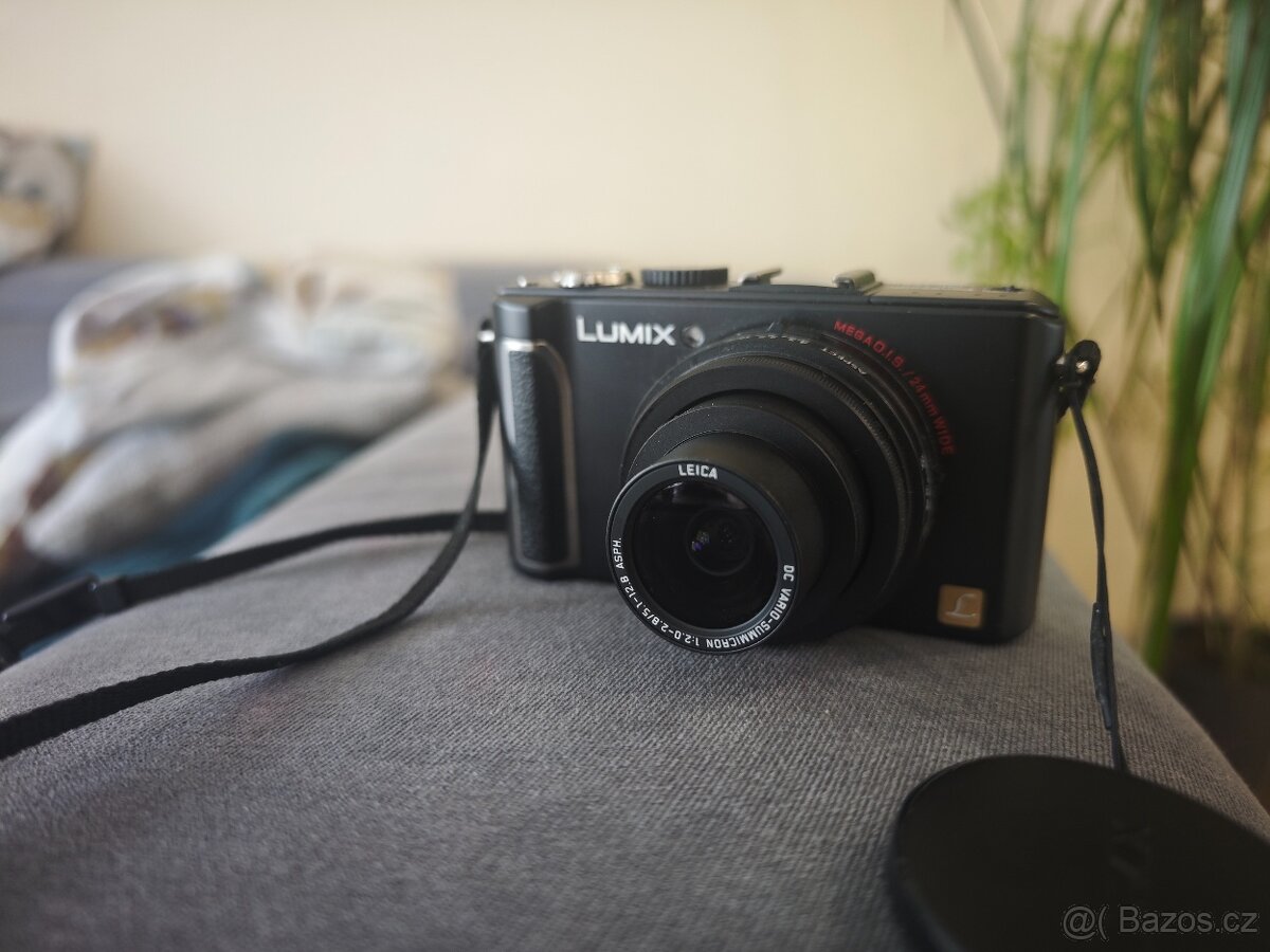 Panasonic Lumix DMC-LX3 - 2