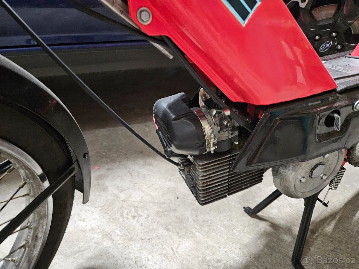 Babetta 207 po renovaci a go motoru. - 2