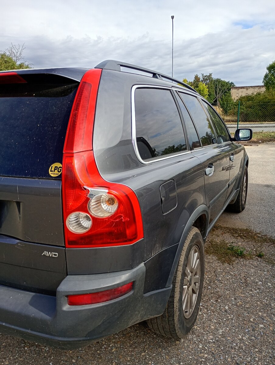 Volvo XC 90 - 2