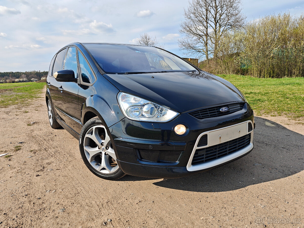 Ford S-MAX 2.2TDCI 129KW,Titanium S,manuál,18",7míst - 2