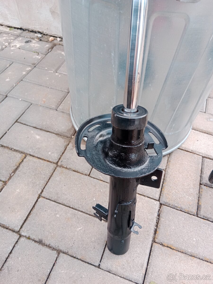 Prodám komplet tlumiče Citroen Peugeot - 2