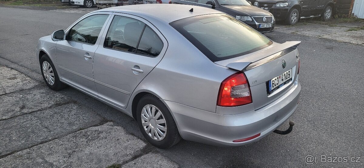 Škoda Octavia II TDI 77kW 2011 Elegance Tažné-CZ-TOP - 2