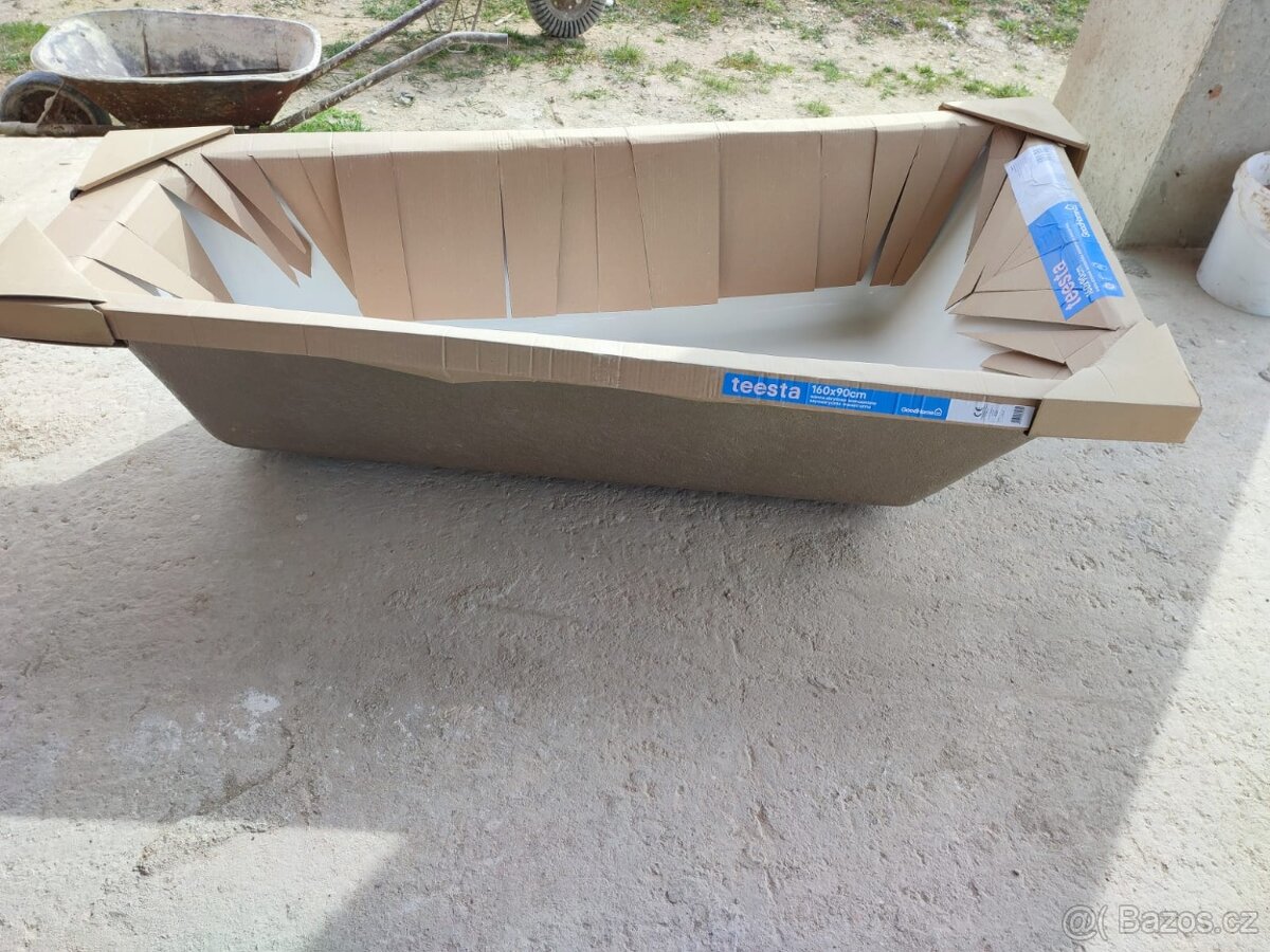 Akrylátová vana s předním panelem levá - 2