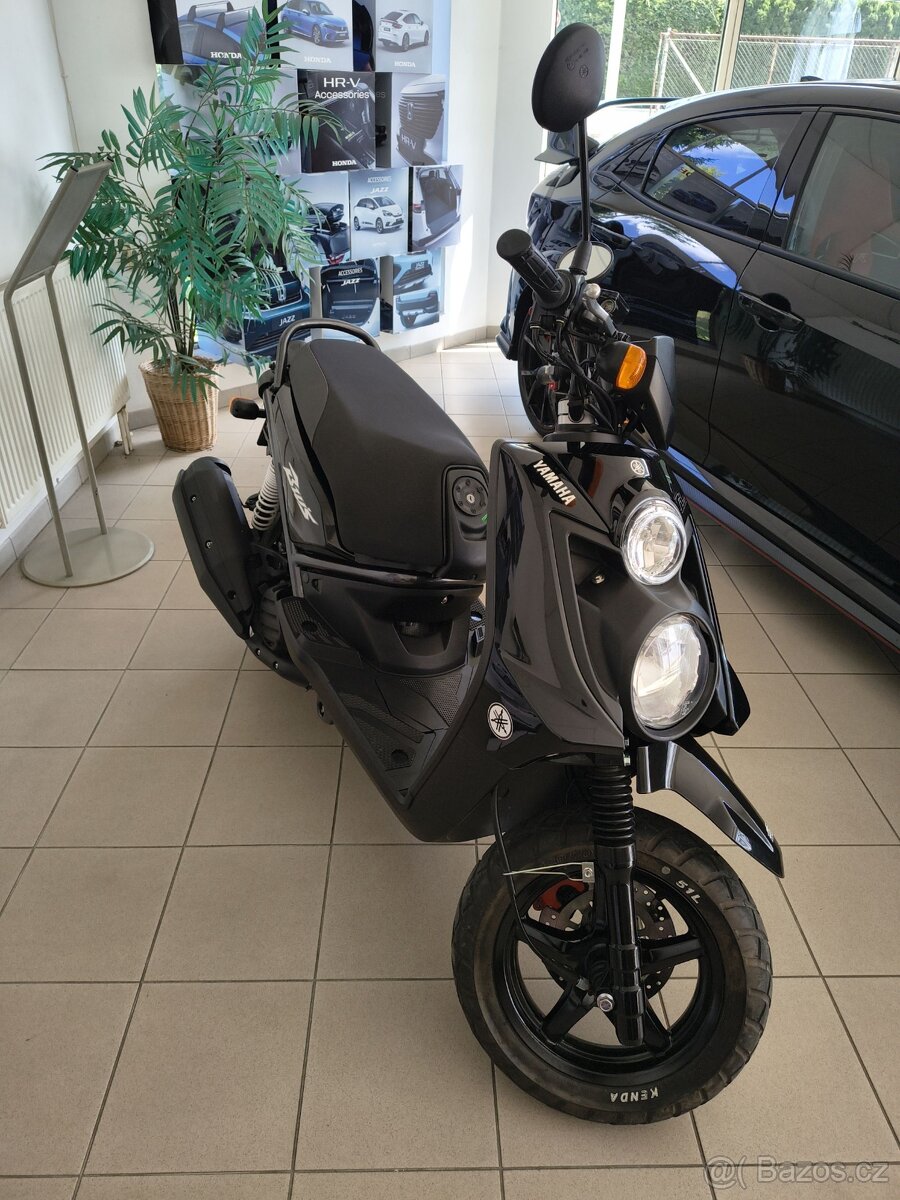 Yamaha BWS 125, rv. 2012, najeto pouze 3.200 Km - 2