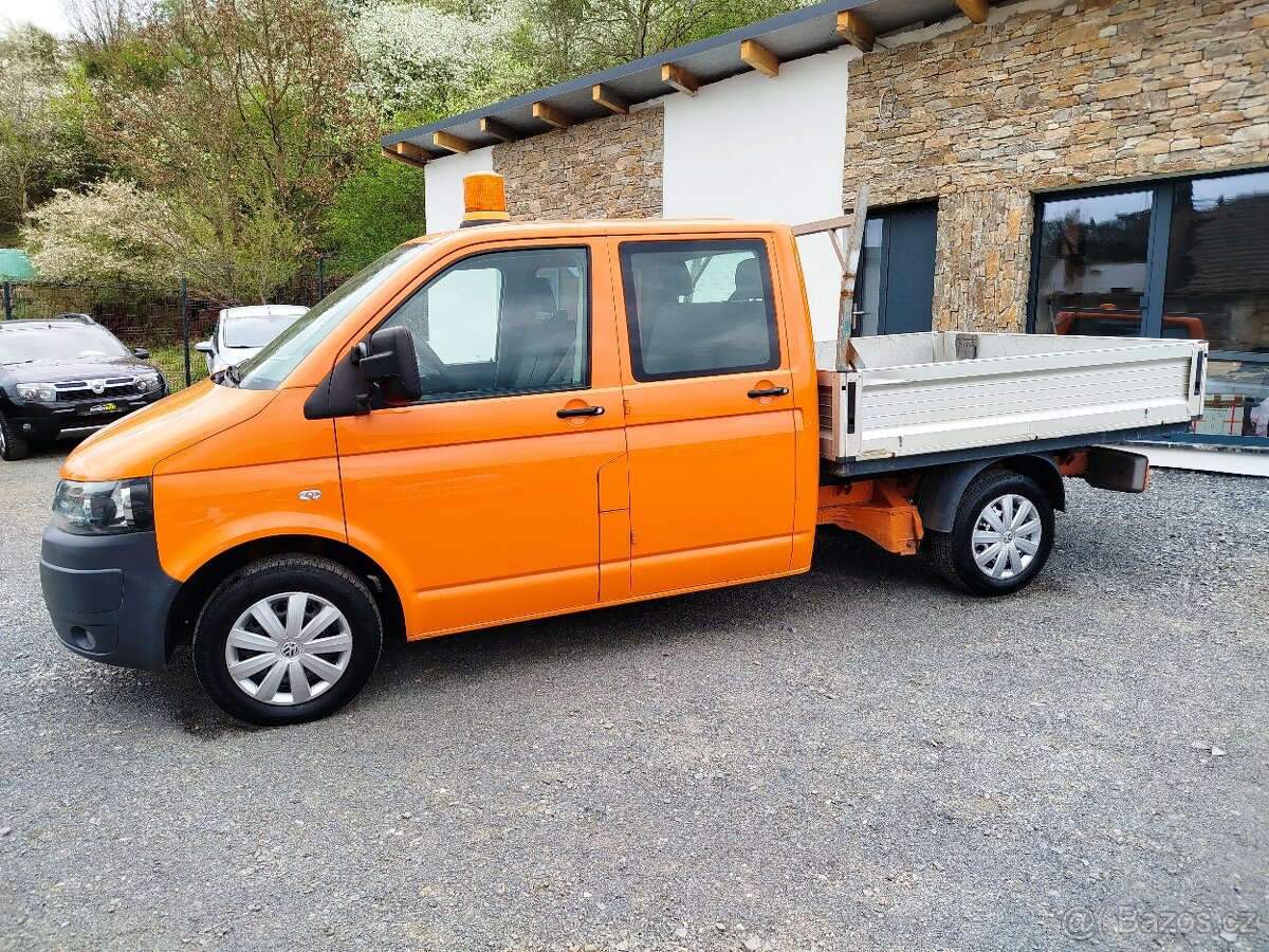 VW T5 TRANSPORTER Valník 2,0 TDi 103kW, DSG, r.v. 11/2010 - 2