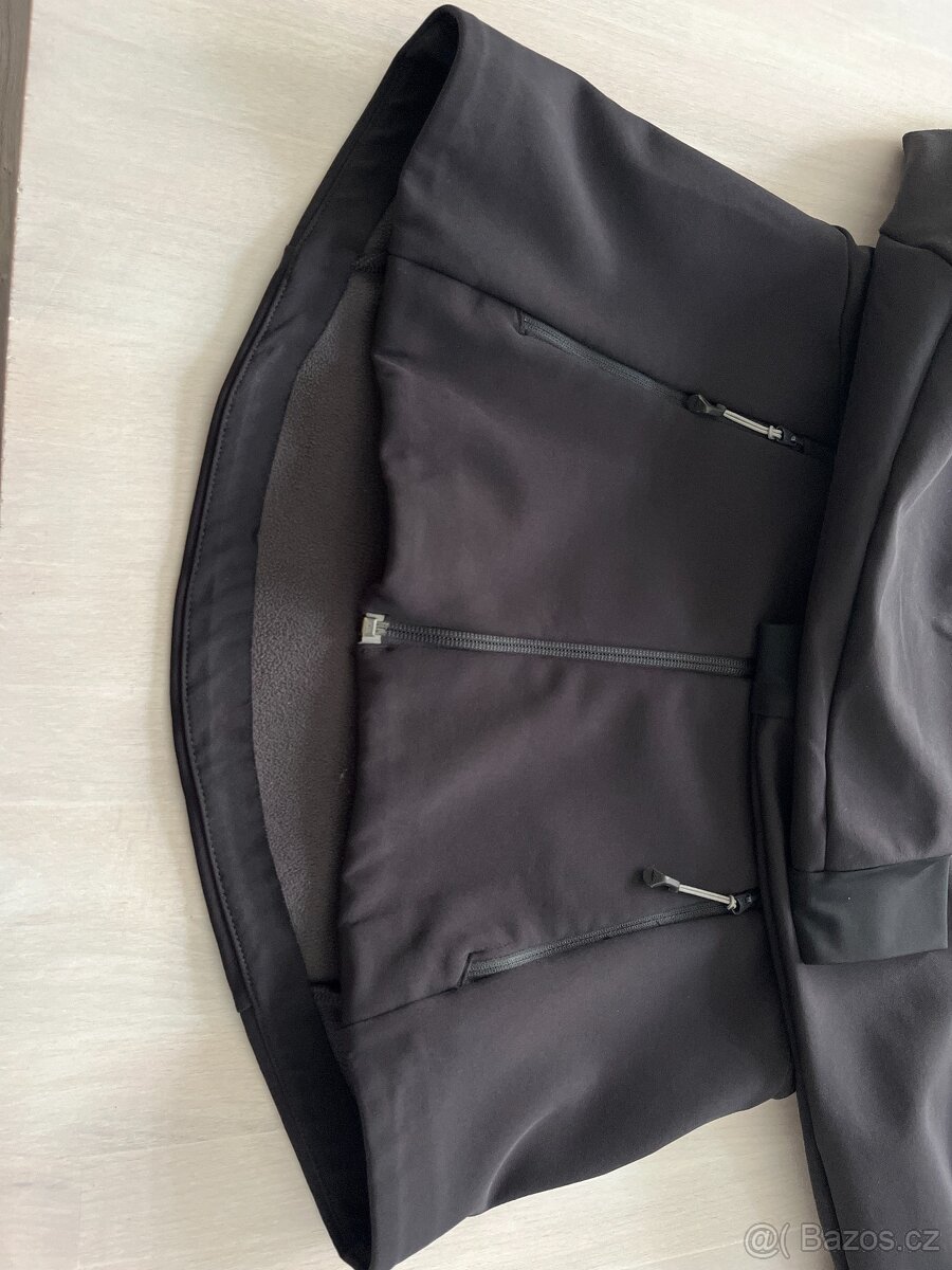 Dámská turistická softshellová bunda QUECHUA vel M - 2