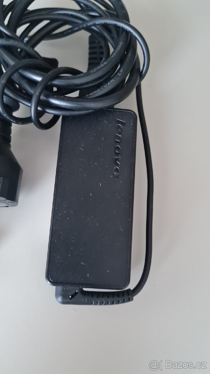 Lenovo originál hranatý adaptér - 2