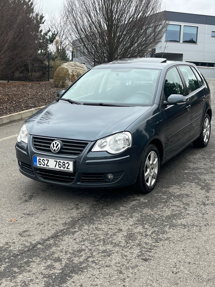 Volkswagen Polo 1,6 Benzin - 2