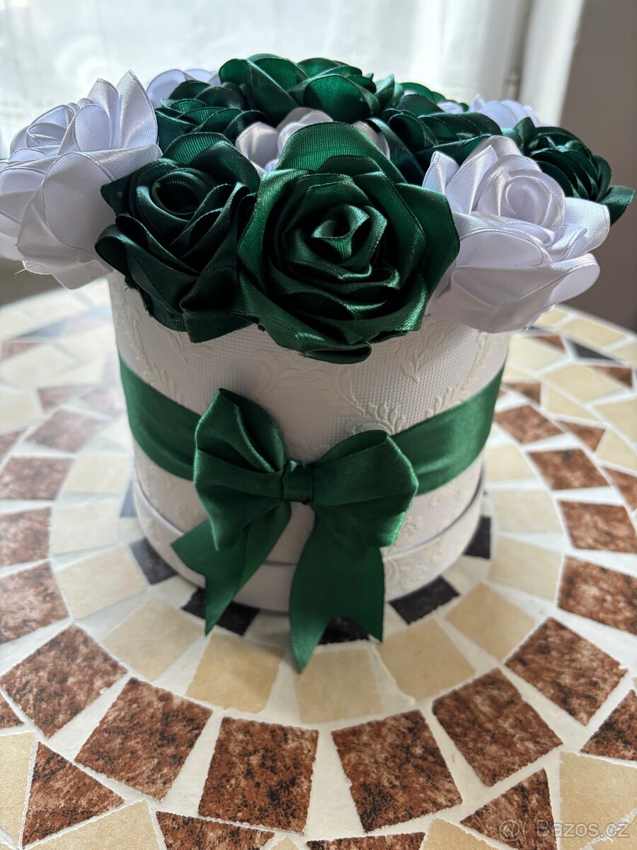 Dekorace - růže v krabičce - 2