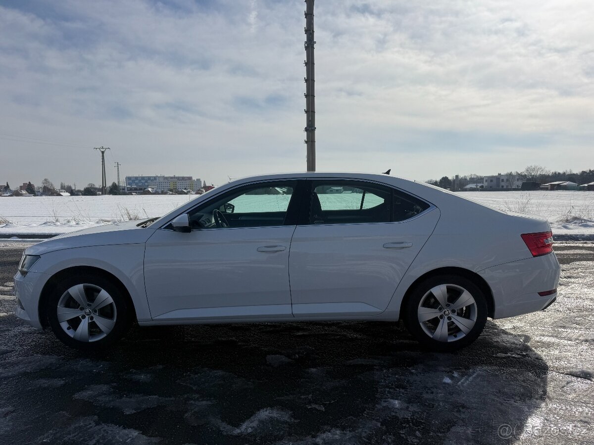 Škoda Superb 2,0 TDI 134000 Km - 2