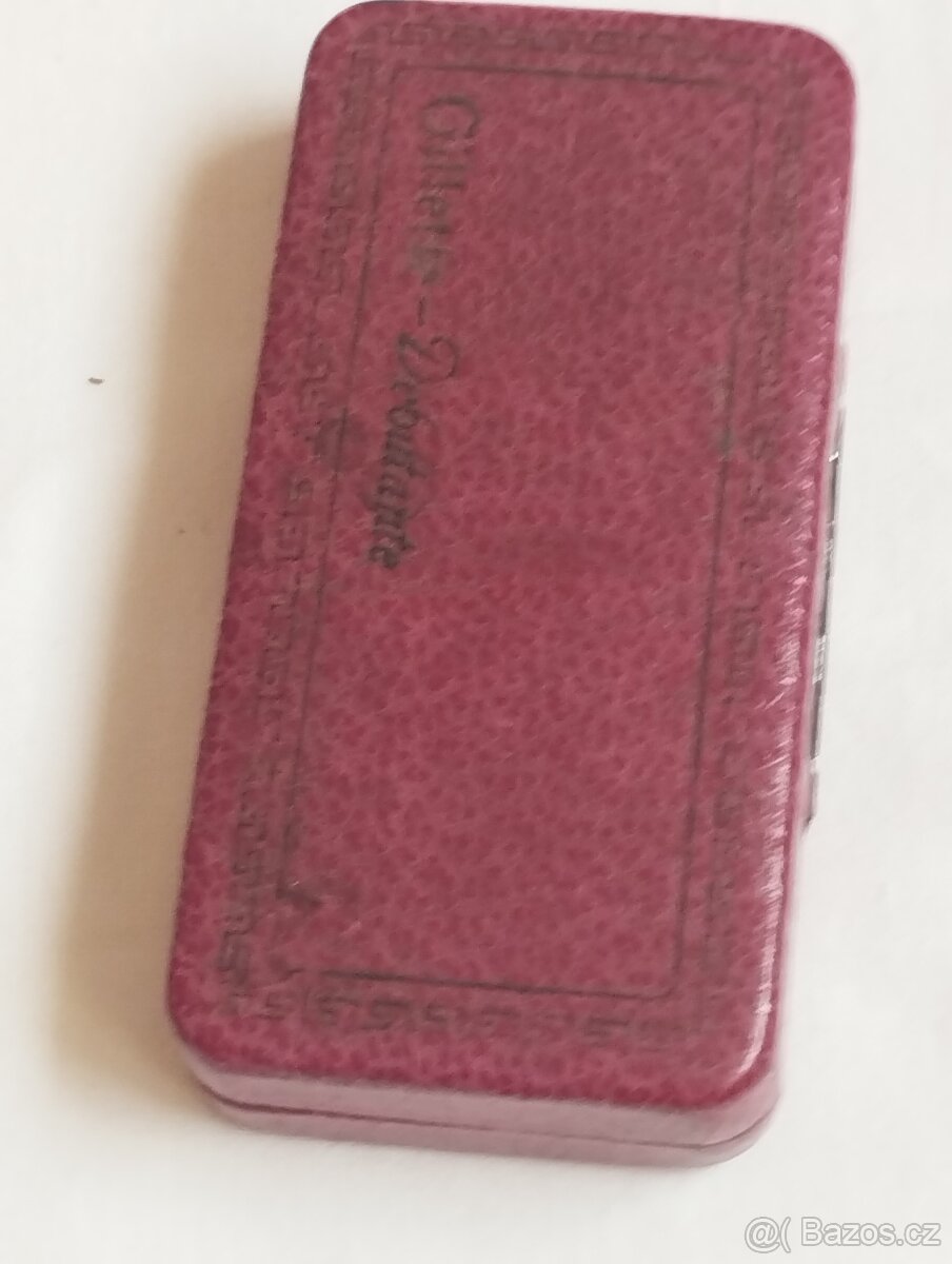 Starý holicí strojek - 2