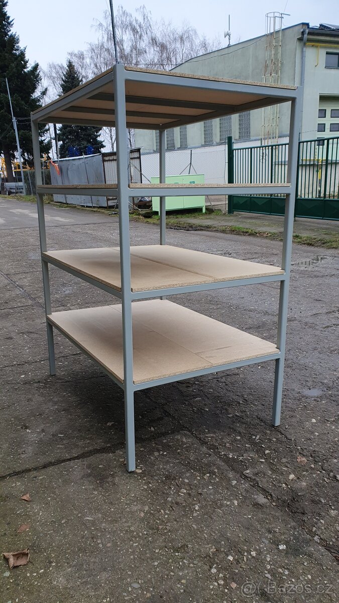 Bytelné regály - 2