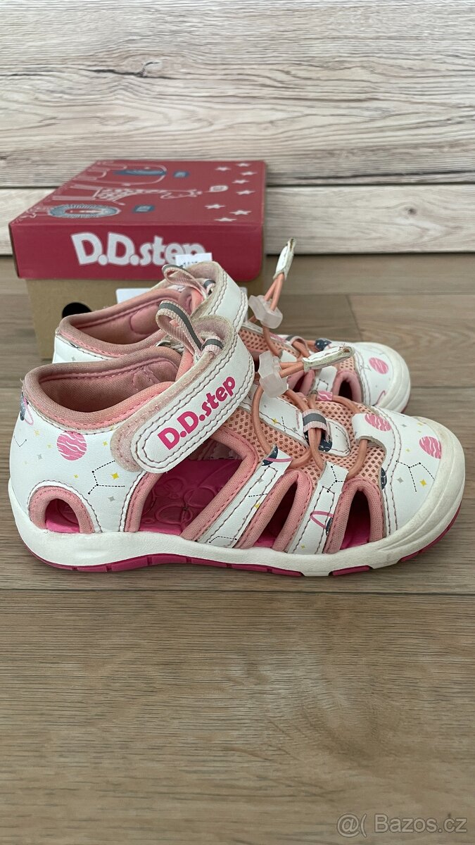 Dívčí sandálky vel. 26 - 2
