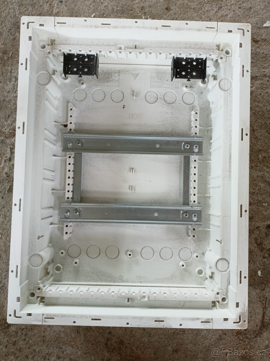 Rozvodnice ABB-24modulů - 2