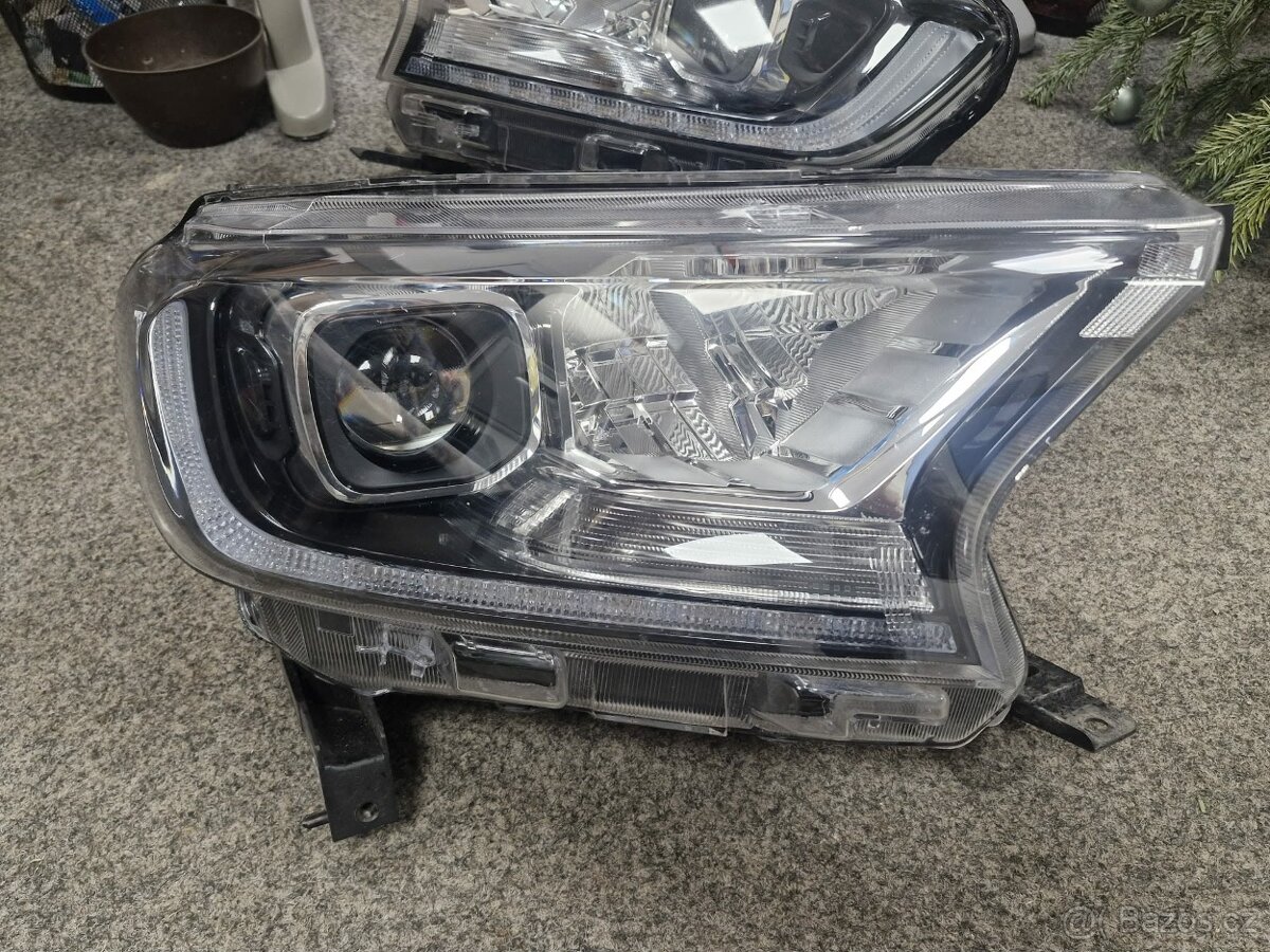 Ford ranger - Přední světla - 2